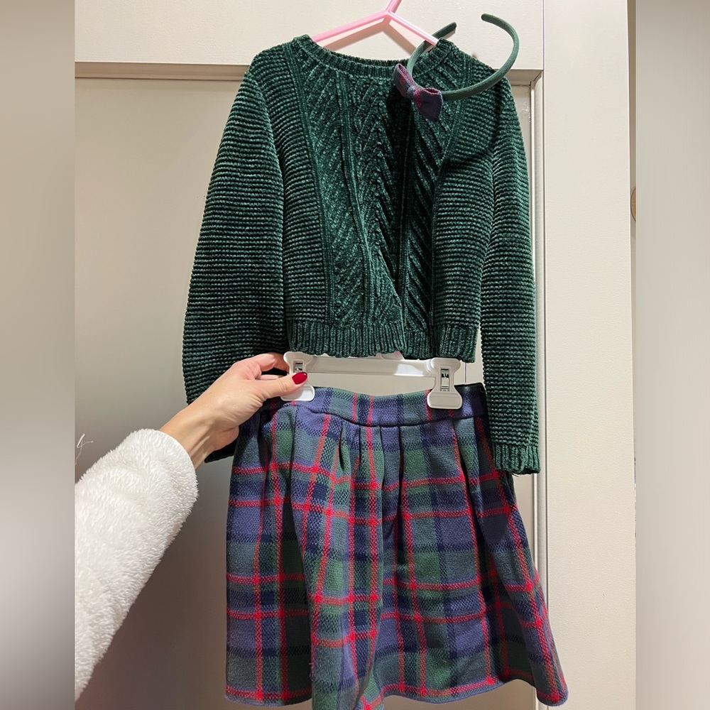 Girls Tommy Bahama holiday outfit! Green chenille sweater, knit skirt, headband